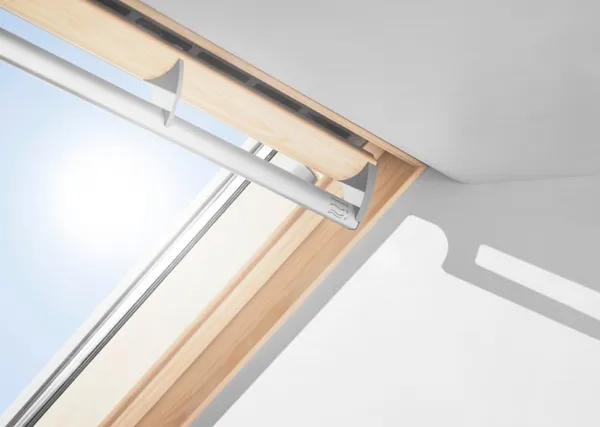 Окно мансардное VELUX GGL 3068 94х118 (двухкамерное, ручка сверху)
